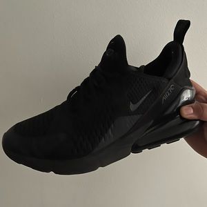 NIKE AIR MAX 270 - ALL BLACK